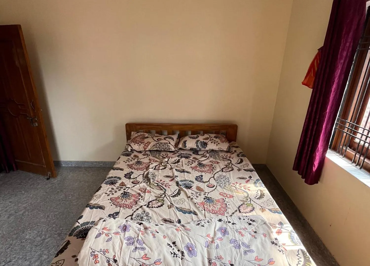 A Room In Fursat, Sarnath Varanasi Habitación en casa particular